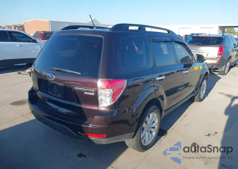 2013 Subaru Forester 2.5X Premium из США, поврежденный, VIN JF2SHADCXDH433314